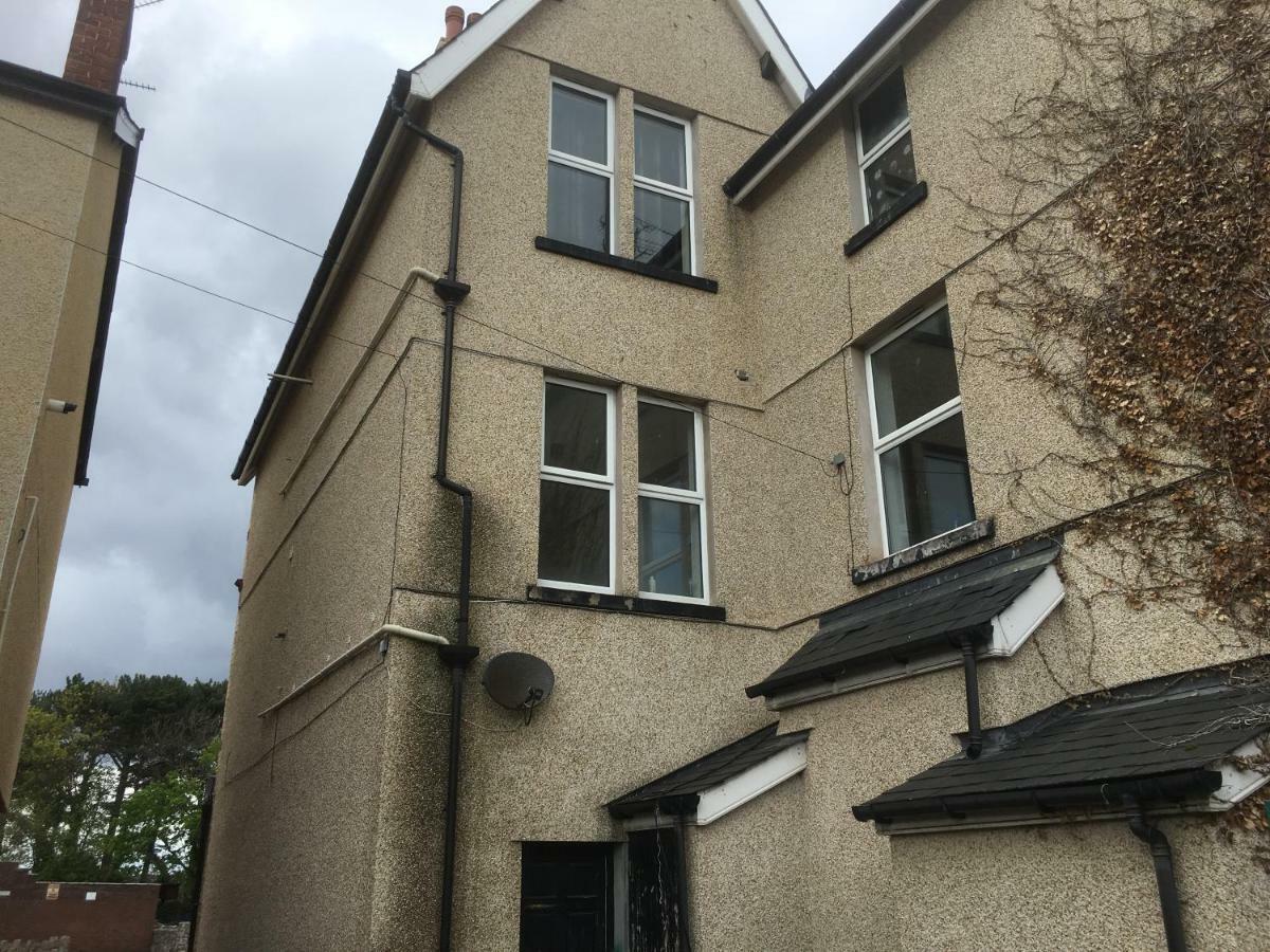 Flat 2 Opposite Travel Lodge Colwyn Bay Exteriör bild