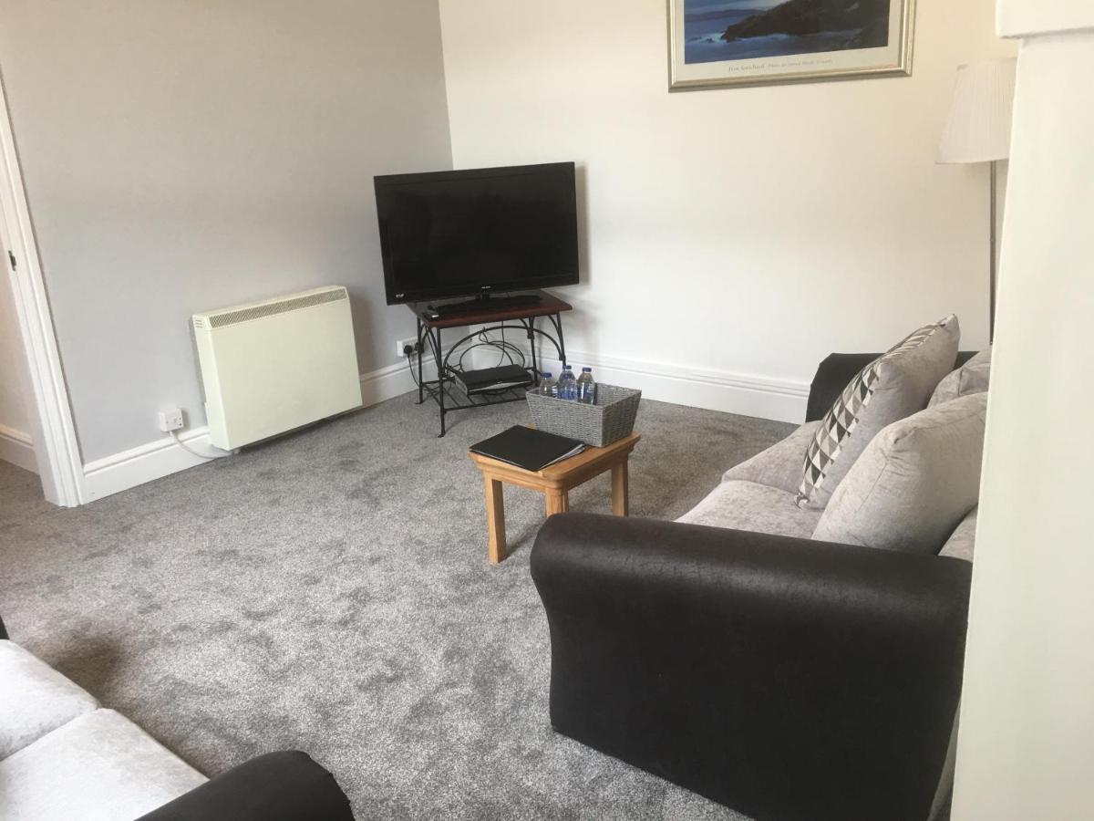 Flat 2 Opposite Travel Lodge Colwyn Bay Exteriör bild